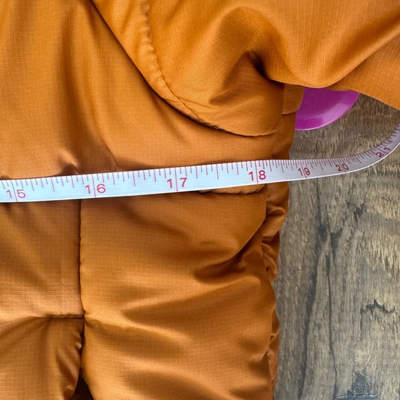 The North Face Women's Nuptse Puffer - Picture 5 of 6